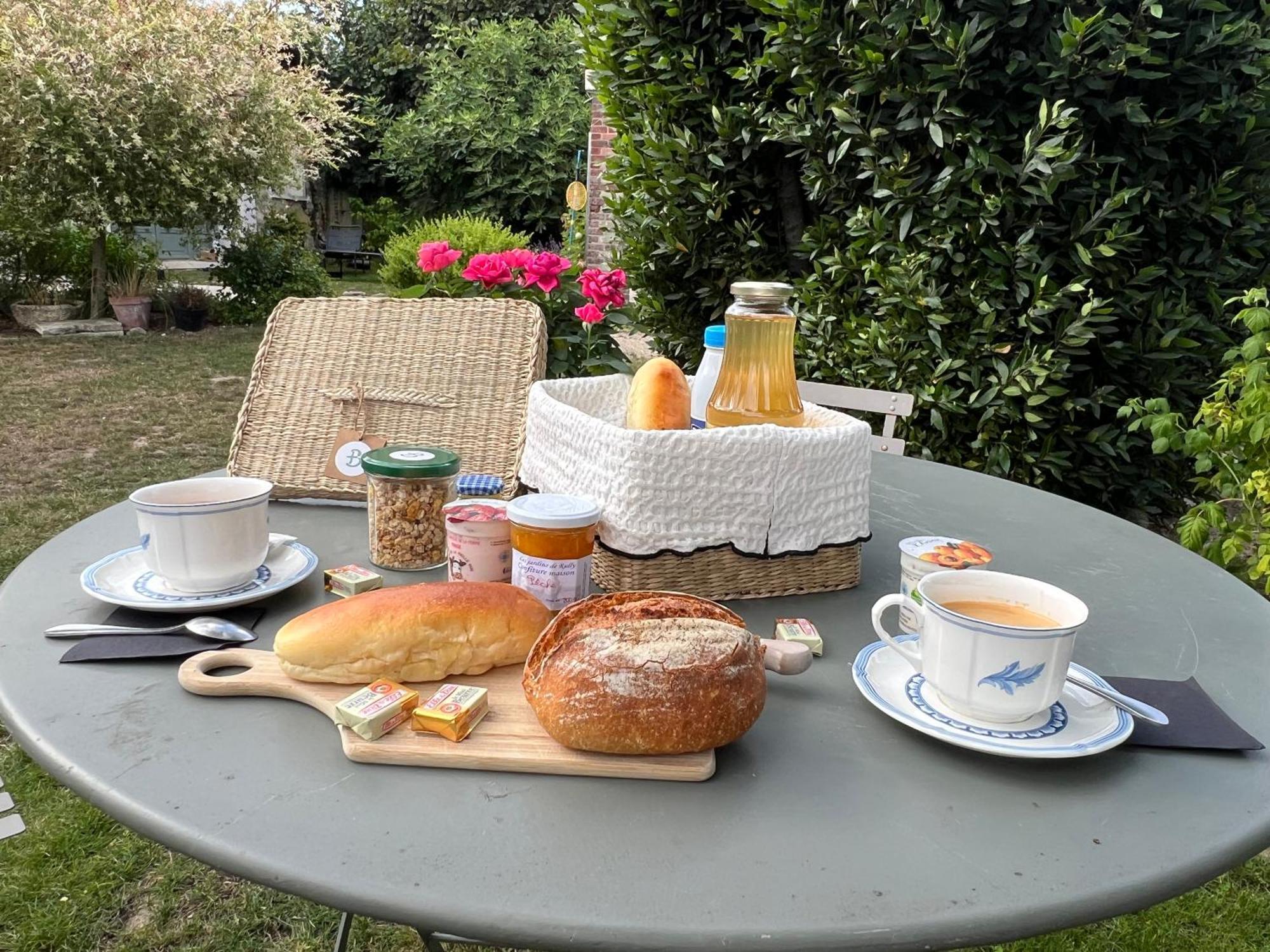 Paddock Prestige By La Boite En Plus Chantilly Luaran gambar